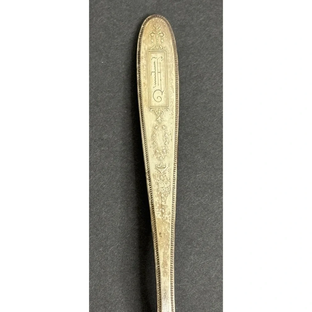 Oneida Community Grosvenor Sugar Spoon & Butter Knife Silverplate Monogrammed F